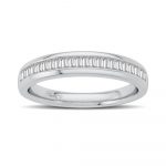 10K 0.20CT Diamond Band